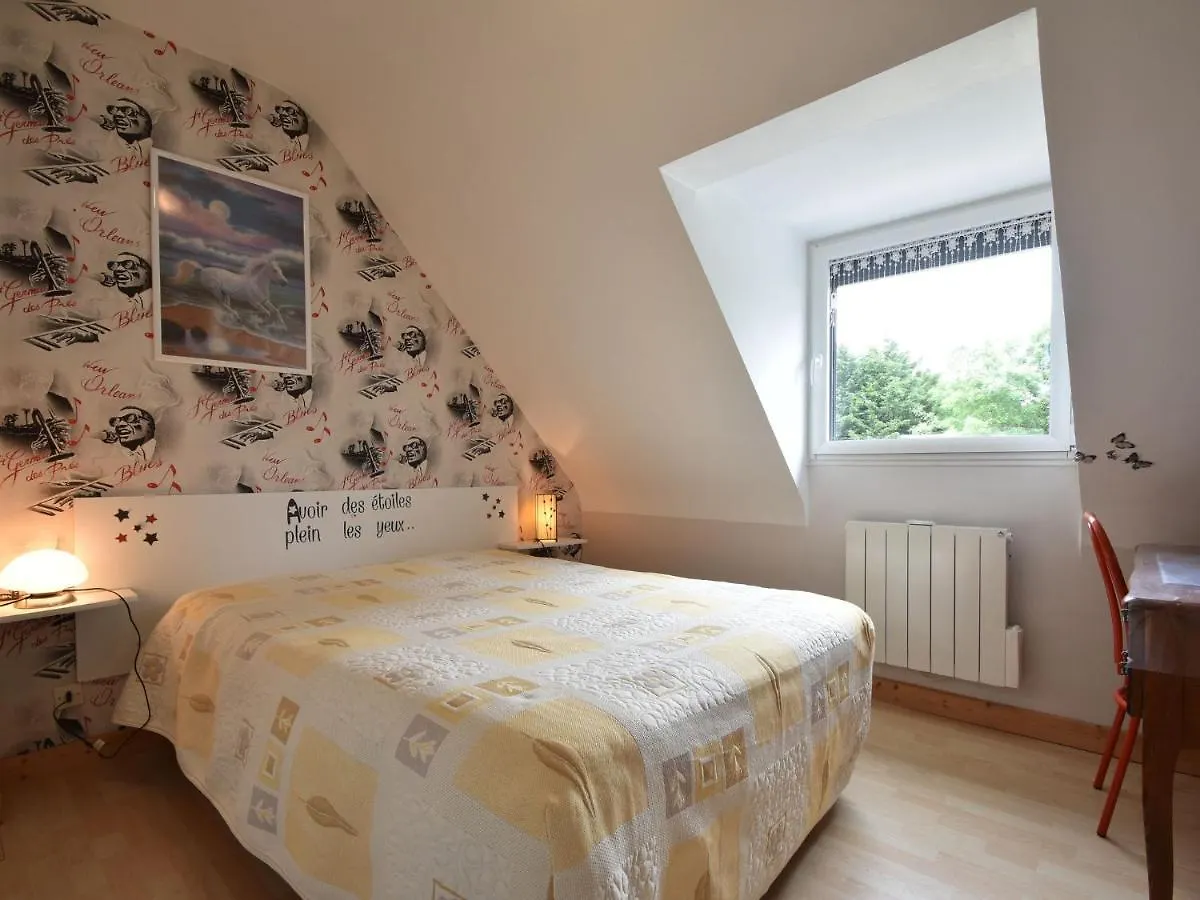 Holiday Home Near The Pink Granite Coast Pedernec France
