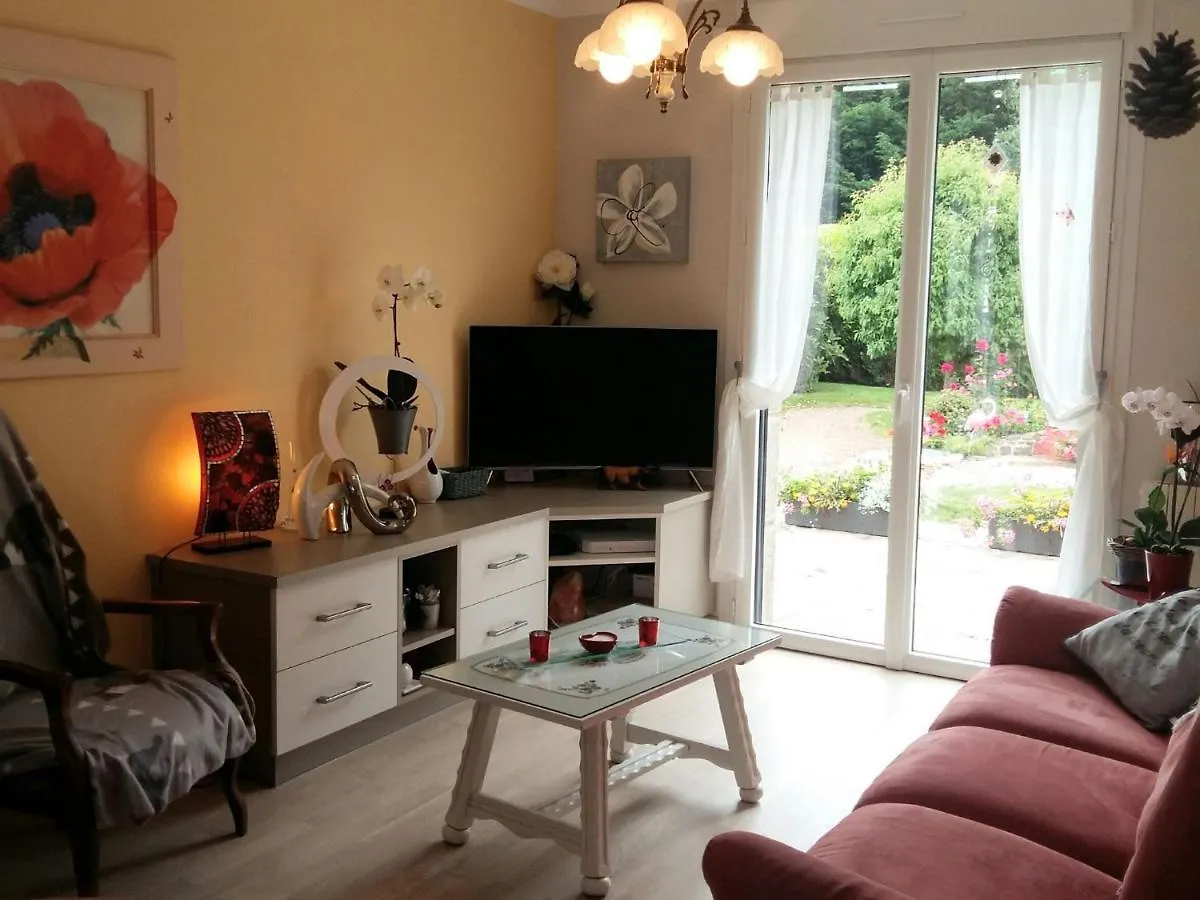Holiday Home Near The Pink Granite Coast Pedernec