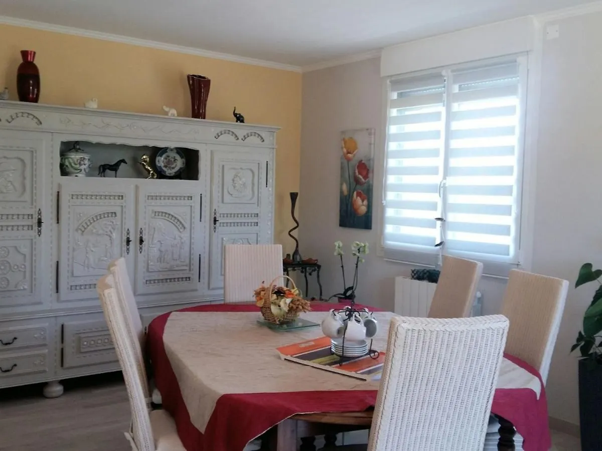 Holiday Home Near The Pink Granite Coast Pedernec