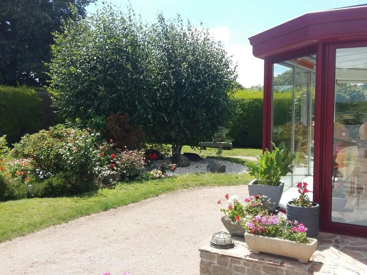 Holiday Home Near The Pink Granite Coast Pedernec 0*,